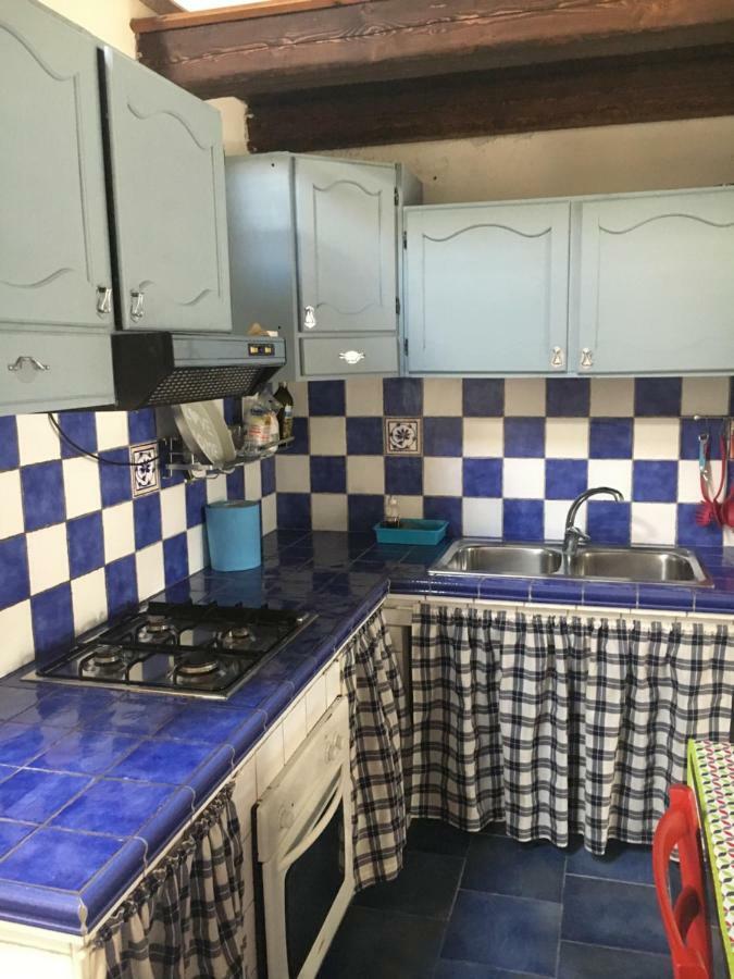 15 Via Giordano Apartman Iglesias Kültér fotó